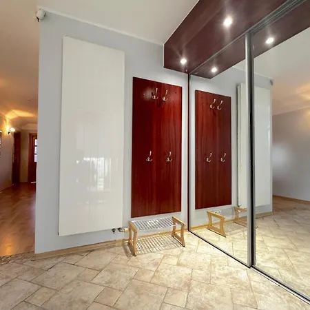 Zigzag Room - Charming Place, 15 Minutes To Gdansk Old Town & 5 Minutes To Seaside-2