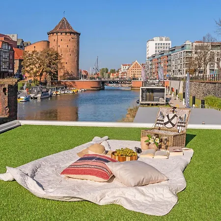 Domy Na Wodzie - La Mare Motlava Houseboats By Downtown Apartments-2
