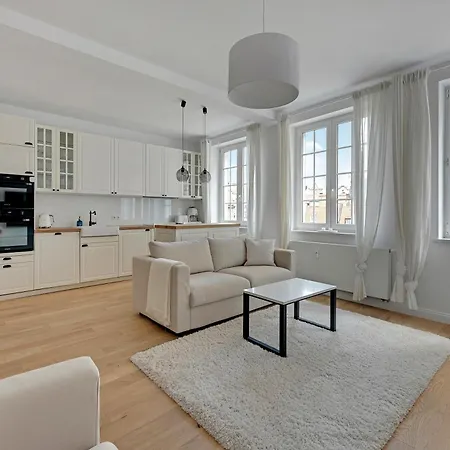 Wave Apartments White Pearl In Gdansk-3