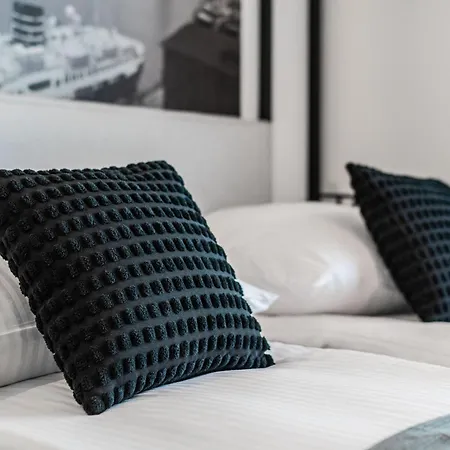 Doki Studio Stocznia by Grand Apartments-2