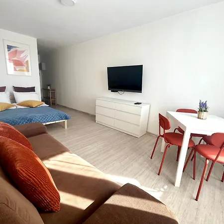 Agapella Apartamenty- Studio Arena-2