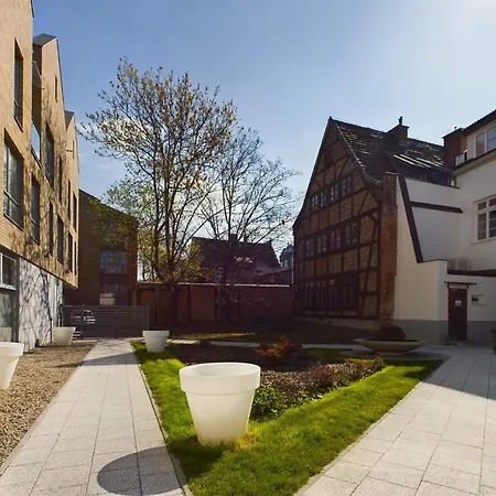 Nowoczesne Studio z Parkingiem 500 m od Starego Miasta w Gdańsku by Noclegi Renters-2