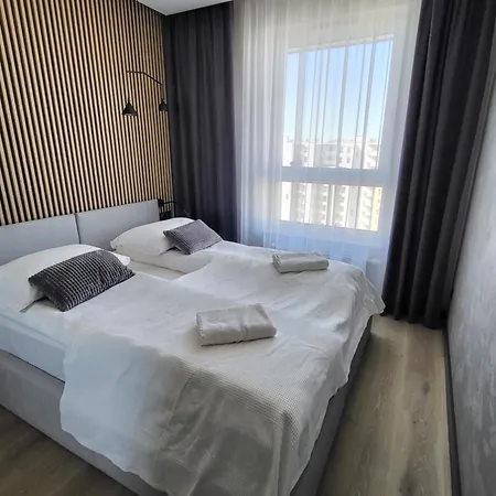 Apartment With Two Bedrooms, Balcony, Parking And Access To Sauna In Gdansk By Noclegi Renters-2