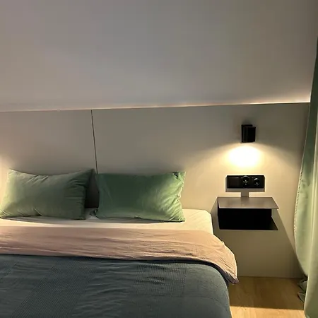 Porto Apartment With Garden-3