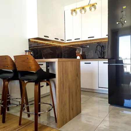 Mery Apartment-3