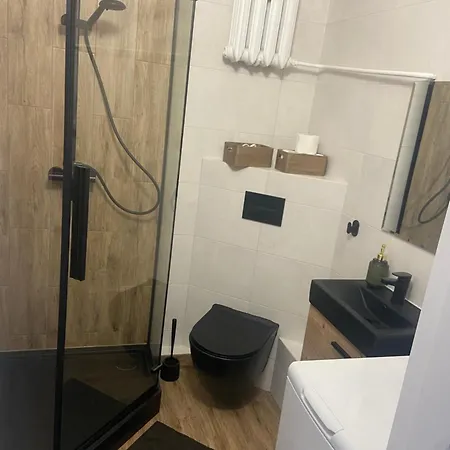 Apartament Blisko Pieknych Gdanskich Plaz-2