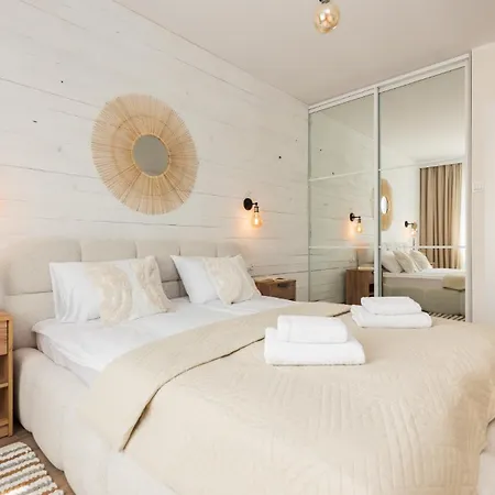 Flatbook - Seaside Apartments Baltea I-2
