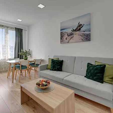 Old Town Korzenna By Downtown Apartments-3