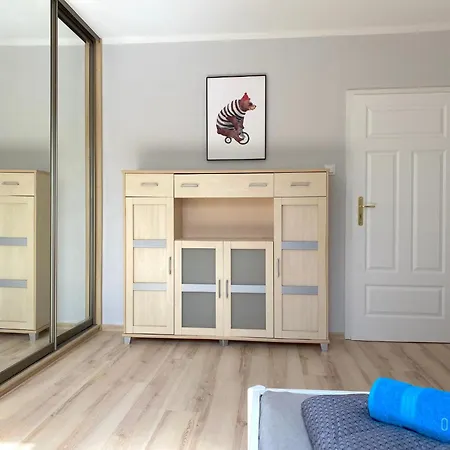 Teddy Bear Room - 10 Min To Old Town Gdansk,Pkp & Shopping Mall-3