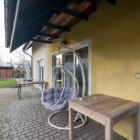 Studio I Pokoje I Pokoje z łazienkami-2
