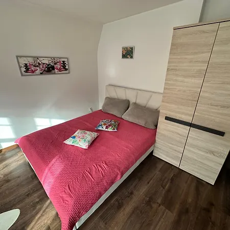 Gdańskie Apartamenty - Apartamenty na Sw Ducha - Gdańskie Poddasza z jacuzzi i De Luxe-3