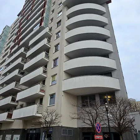 Baltic Shore Apartment - Close To Beach & Parking-3