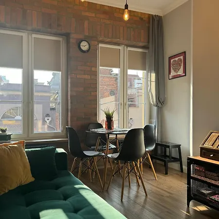 Apartament Zielony Lub Bursztynowy Z Parkingiem Stare Miasto Gdansk-2