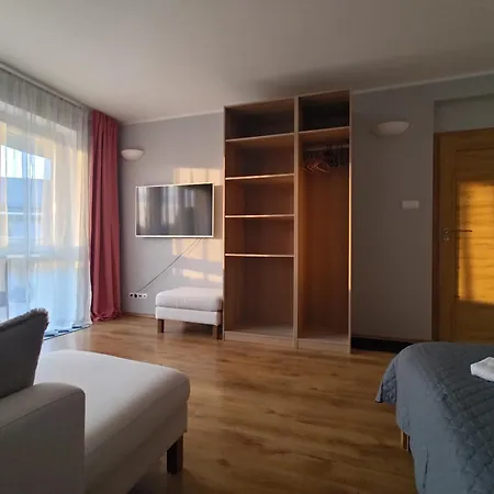Comfort & Sunny Rooms-3