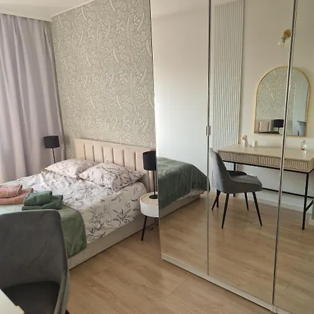 Apartament Broniewskiego 6-3