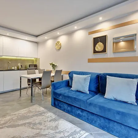 Flatbook - City Center Spa Apartments Waterlane Island-3