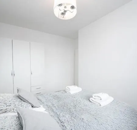 TOTU HOME Baltic Stay - Korzeniowskiego 28 Brzeźno-3