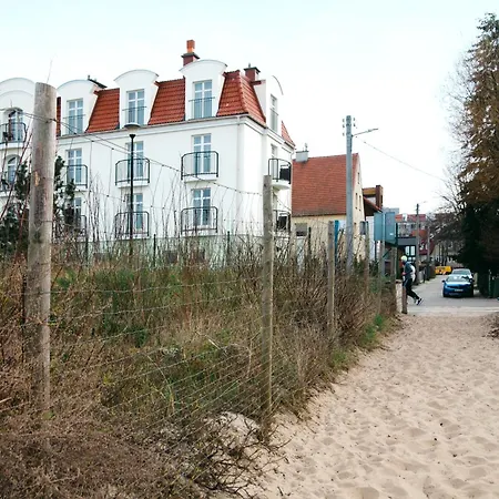 M&J Apartments - widokiem na Morze, 100 metrów od plaży-3