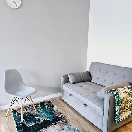 Green Apartment-3