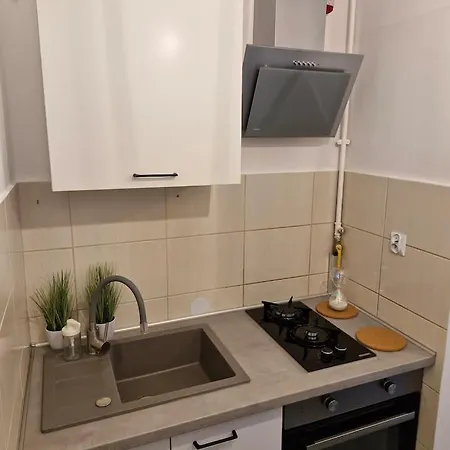 Green Apartment-2