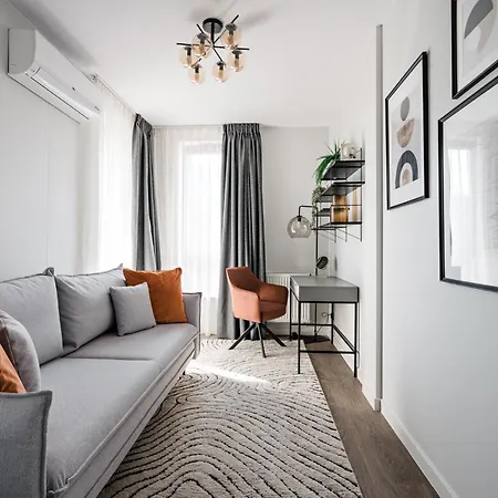 Scala Premium Apartments With Parking By Lion Apartments-2