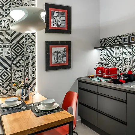 Amber Nest - Design Apartment-3