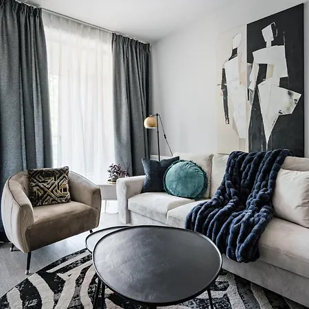 Scala City Center Apartments With Parking By Lion Apartments-3