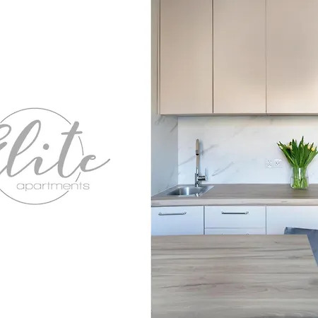 Elite Apartments Old Town Center Premium-3