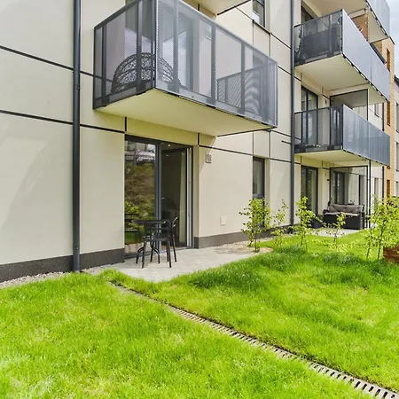 Cozy Apartment With Garden - Free Private Parking Gdansk-3