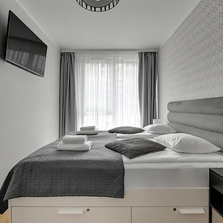 Blue Mandarin - Chlebova Apartments-3