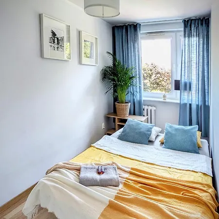 Baltic Grey - Modern & Cozy Apartment Near The Beach-3