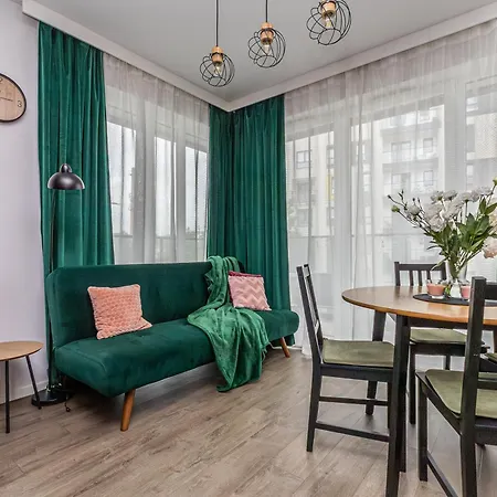 Glow Apartments, Gdansk Slaska 12-2