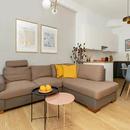Nowoczesne Studia Blisko Centrum Gdanska By Noclegi Renters-2