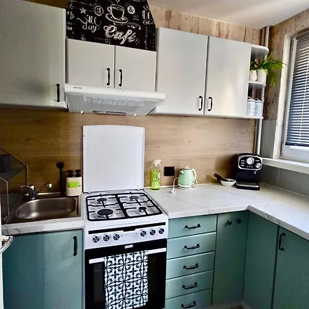 Green Apartment-3