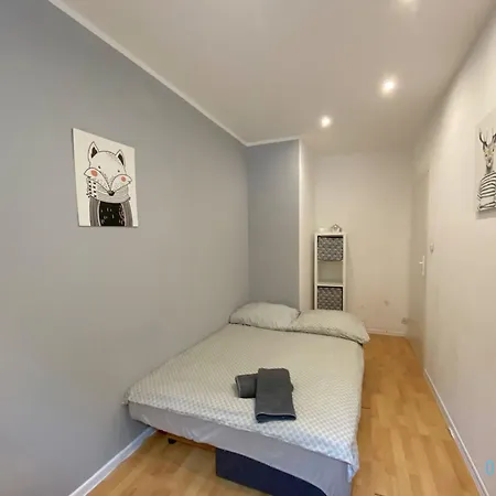 Square Room - 20 Minutes To Gdansk Old Town & Seaside-2