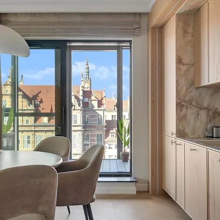 Deo Plaza Luxury Apartments By Blue Mandarin-3