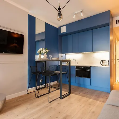 Flatbook - Deo Plaza Comfort Apartments-2