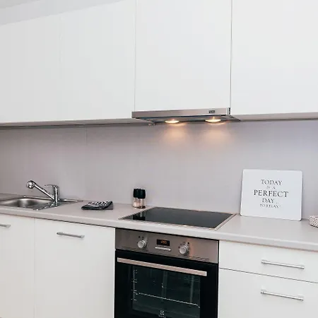 Elite Apartments City Center Suites-2