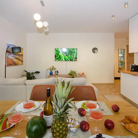 Maya'S Flats 101 - Sea View, 3 Rooms Apartment In Gdansk-3