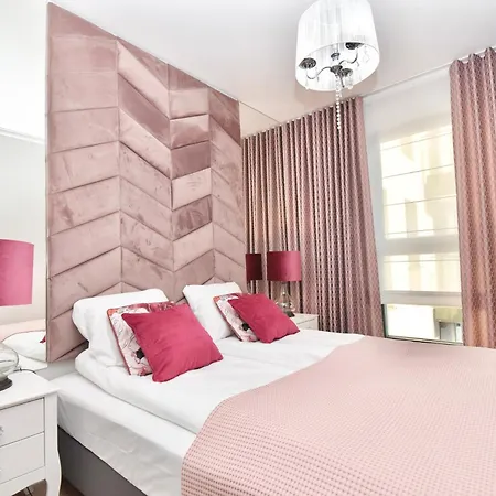 TOTU HOME Deluxe Apartments Browar Gdański-3