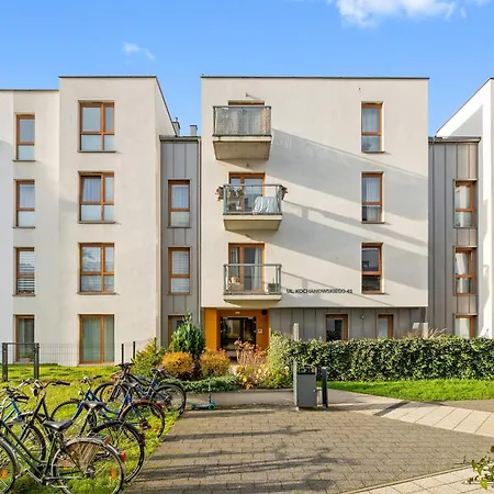 Kochanowskiego Lovely Suite by Downtown Apartments-3
