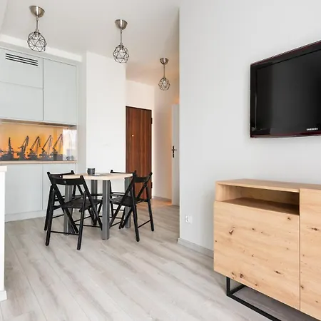 Flatbook City Centre Apartaments Parking-3