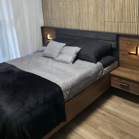 Mostique Spa Apartment With Jacuzzi-2