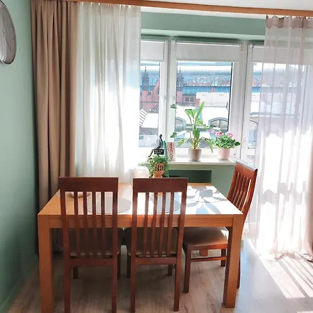 Old Town Market Apartment - Parking And Balcony-2