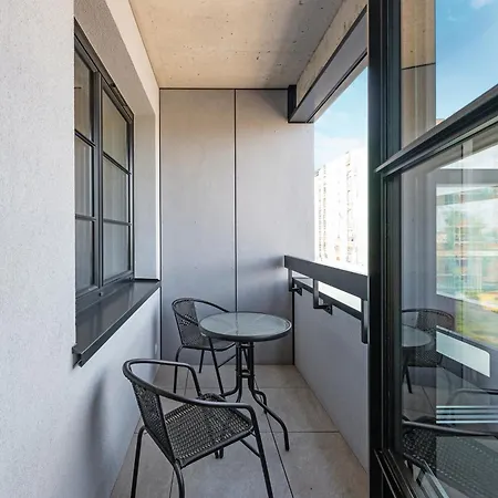 Doki Living By Q4Apartments Parking & Foodhall-3