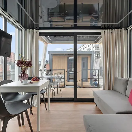 Domy Na Wodzie - La Mare Motlava Houseboats By Downtown Apartments-2