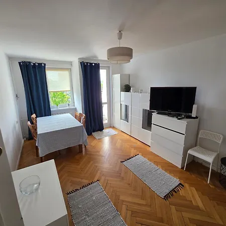 Mieszkanie Na Orlej 300 Metrow Od Plazy!-2