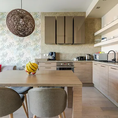 Apartment With An Amazing View-2