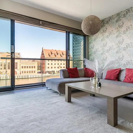 Apartment With An Amazing View-3