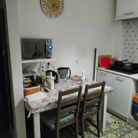 Cute Rooms Near The Centrum-2